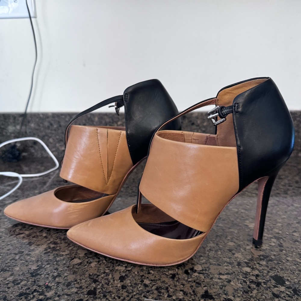 Coach black and tan heels